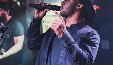 Country music sinfer Chauncey Joes will lead an evening of live music in downtown Glendale on Jan. 24.