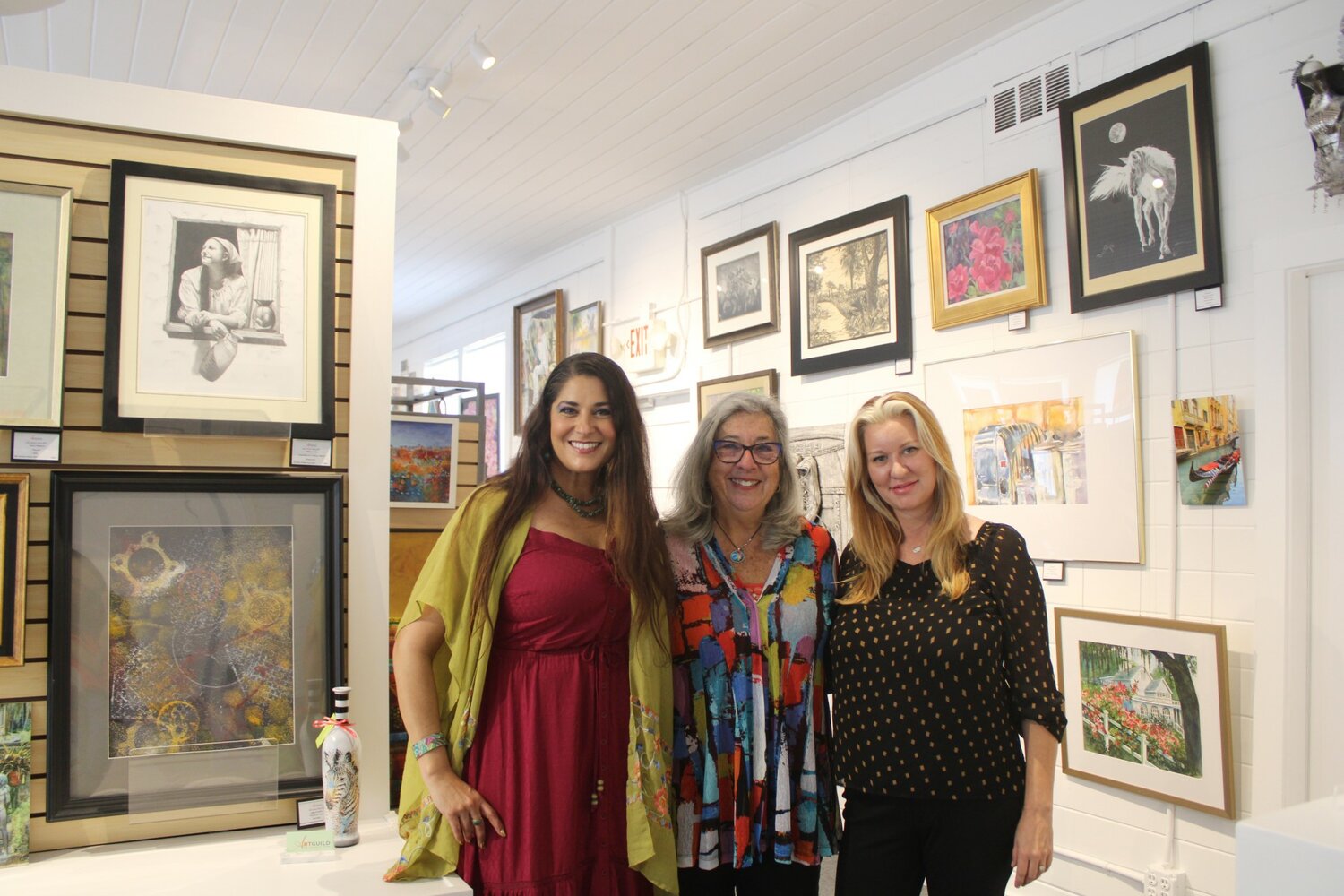 From left, Art Guild Consultant Sarah Sawyer, Art Guild President Phyllis Renninger and Art Guild Communications Chair Stephanie Tolley