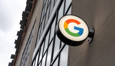 Why This Analyst Prefers Microsoft Over Google In The AI Race— 'You Don't Have The Downside Risk Of...'