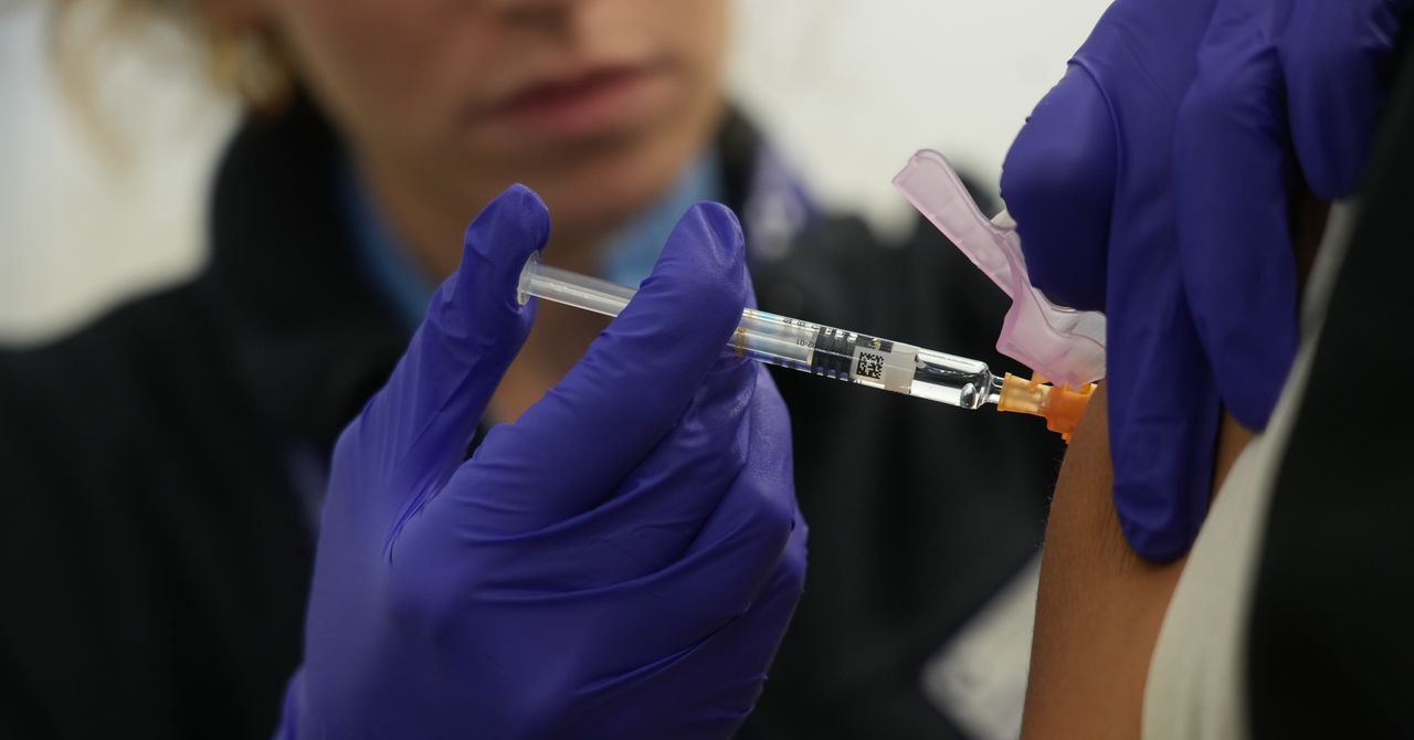 What Is the ‘Super Flu’ That Is Spreading in Europe and the United States?