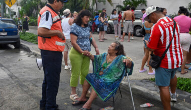 Earthquake with 6.5 magnitude rattles southern and central Mexico killing 2