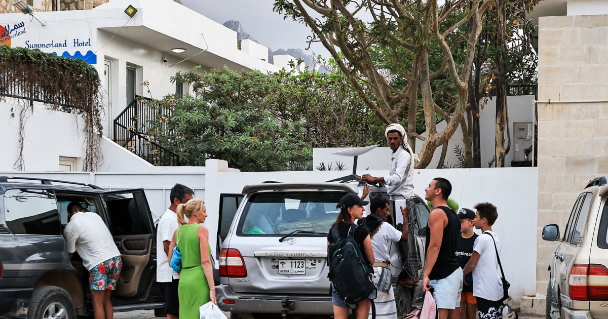 Tourists on remote desert island stranded after rift between U.S. allies