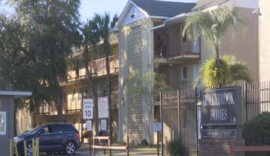 Residents at Jacksonville housing complex voice concerns amid plummeting temperatures; ‘we have no heat’