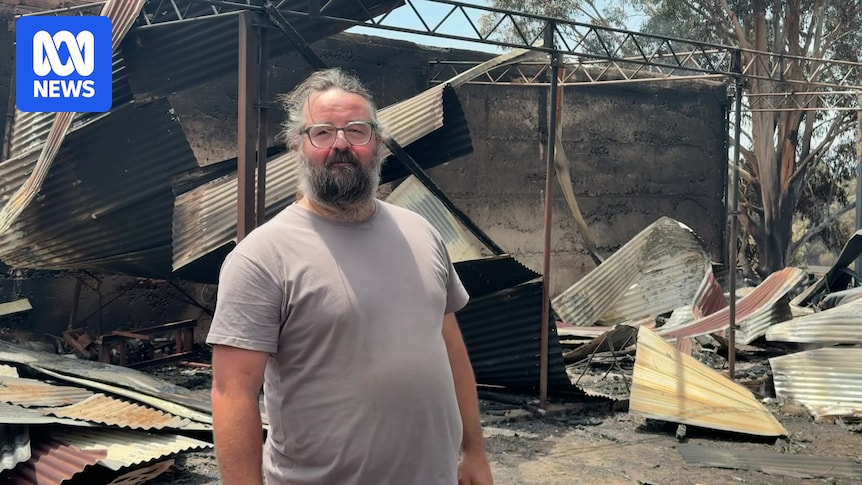 Couple heartbroken after new Harcourt home destroyed by Ravenswood fire