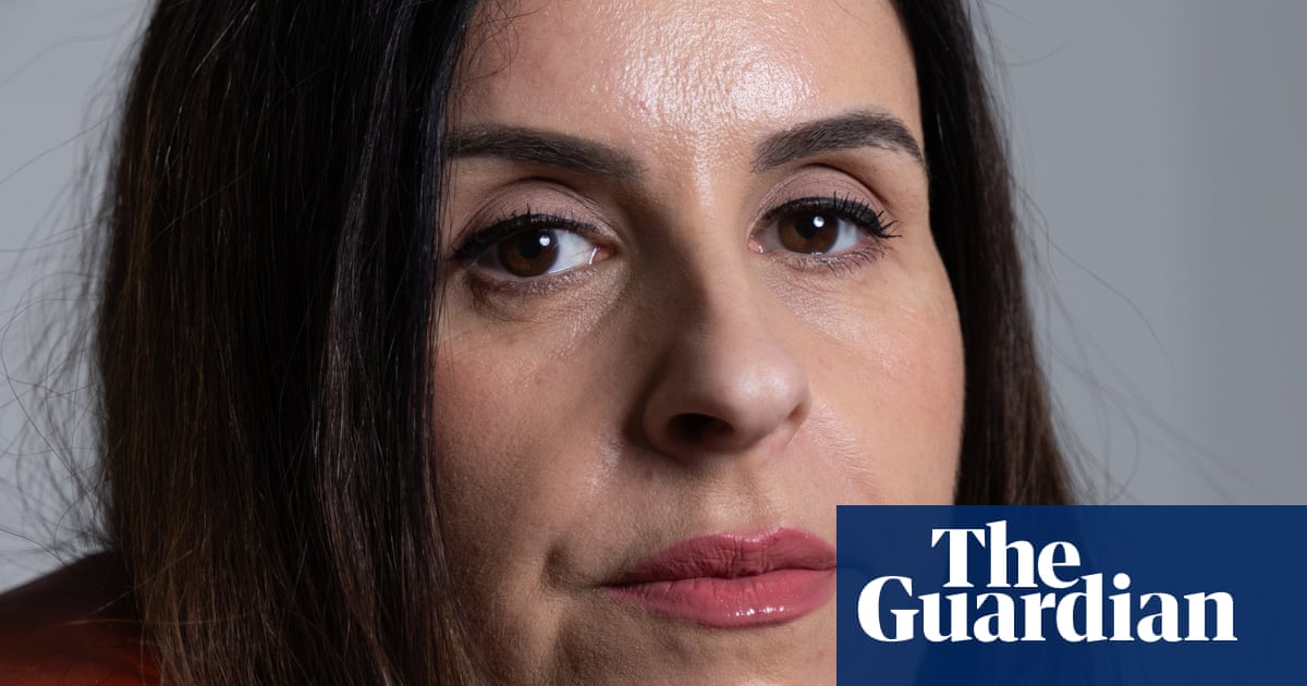 Three board members resign from Adelaide festival as Randa Abdel-Fattah sends legal notice | Adelaide festival