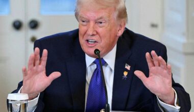 Trump Says Iran Reached Out for Nuclear Talks, May Meet With Them