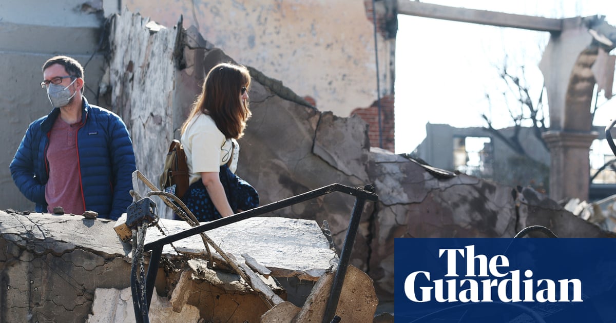 Property of Jewish temple destroyed in Los Angeles fires vandalized | Los Angeles