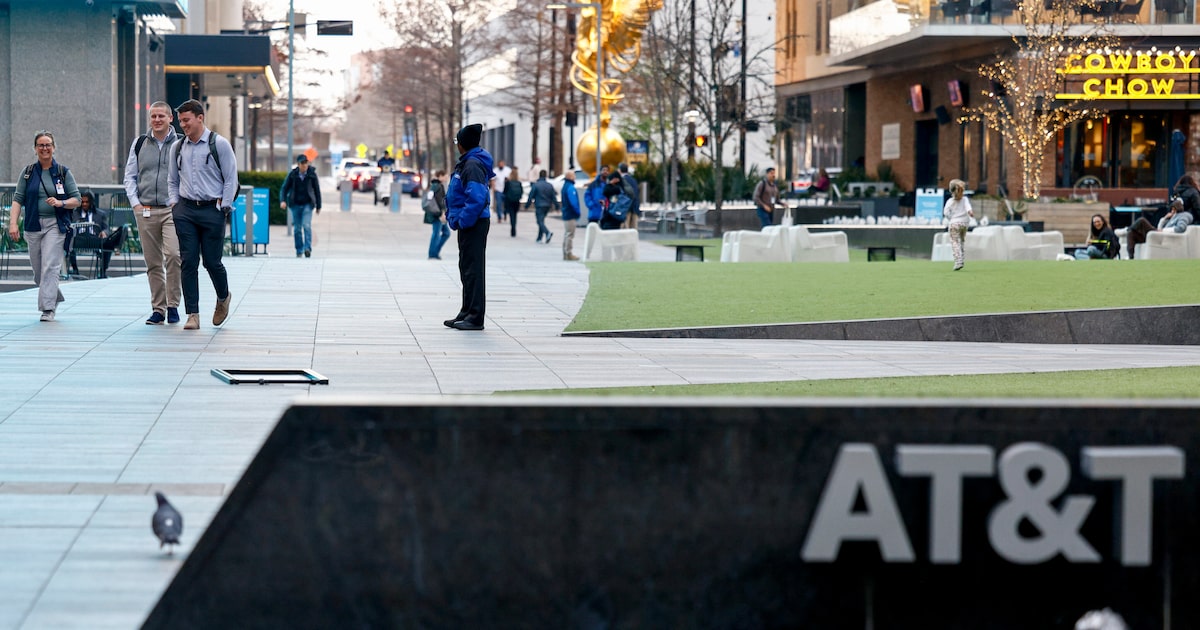 Letters to the Editor — Downtown Dallas, Venezuela reactions, Pete Hegseth, CBS anchor