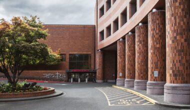 Allied Health Workers Unionize at Major Portland Hospital