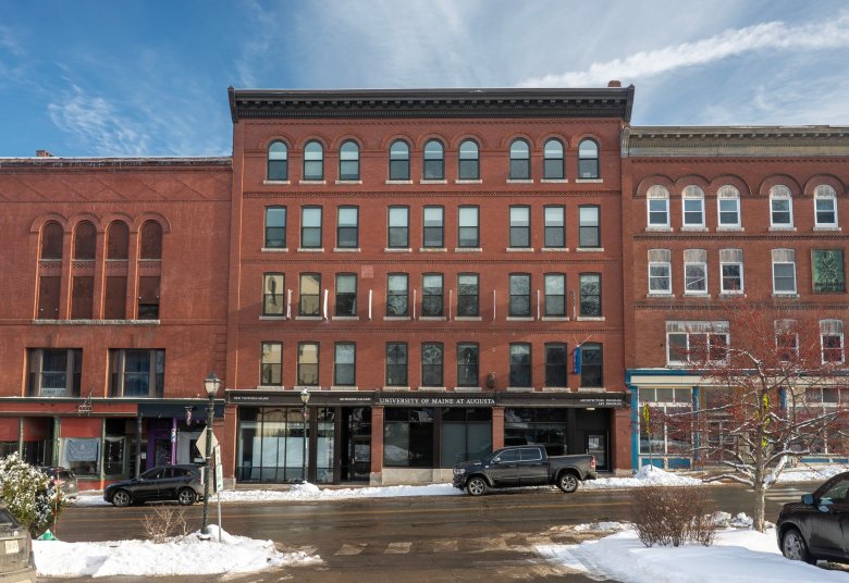 UMA could lose its accredited architecture program with building move