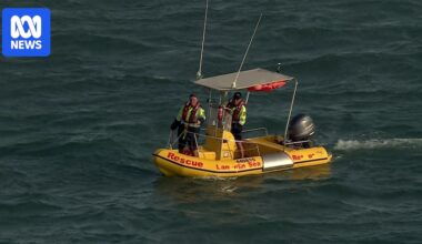 WA police searching for snorkeller missing off Ledge Point Beach, north of Perth