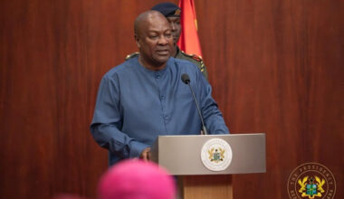 Ghana cedi makes historic gains against the US dollar – Report