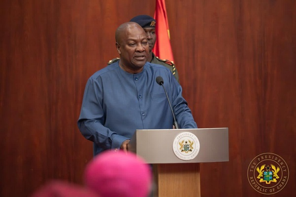 Ghana cedi makes historic gains against the US dollar – Report