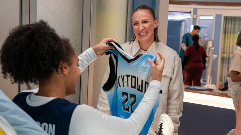 Courtney Vandersloot smiles at Kristen in "Chicago Med" (2015-present)