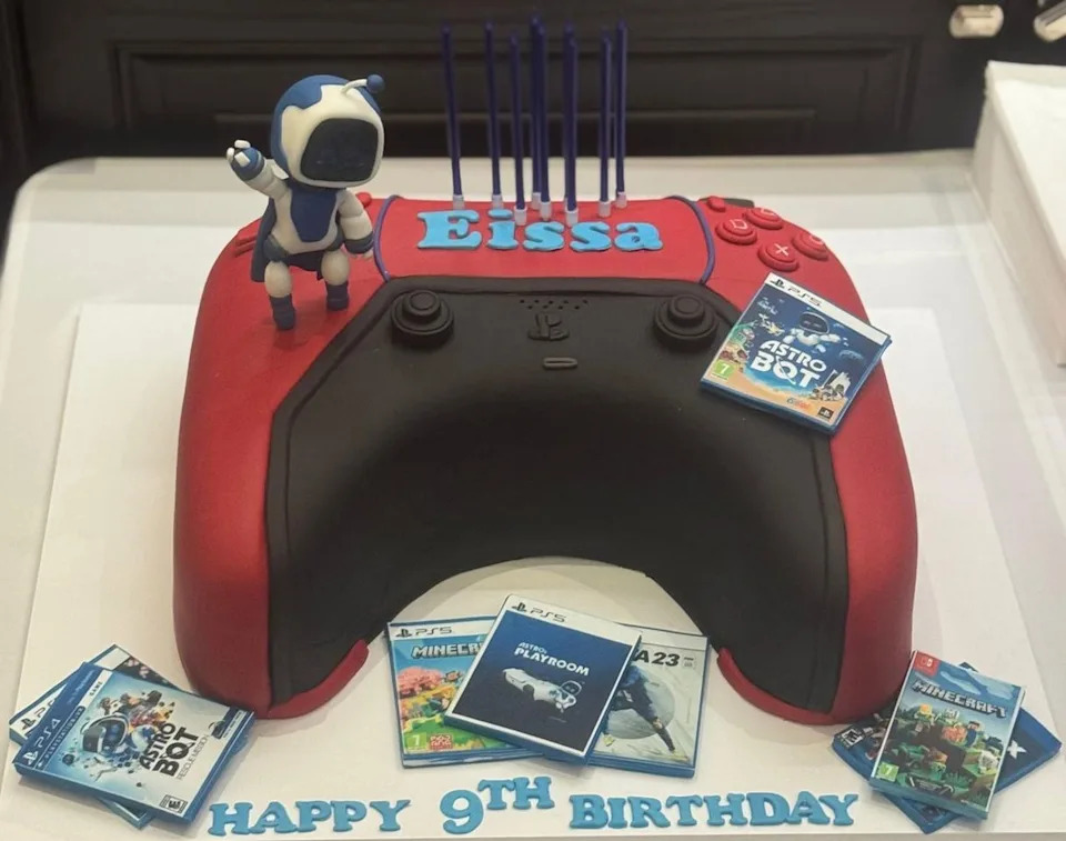 janetjackson/Instagram Eissa's birthday cake