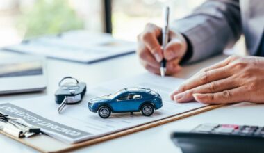 'That's A Dumb Thing To Think,' Dave Ramsey Snaps As 29-Year-Old Making $50K Explains Why She Took On A $14K Car Loan With $77K In Debt