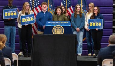 Gov. Hochul plans to follow school cellphone ban with new limits on social media use by kids