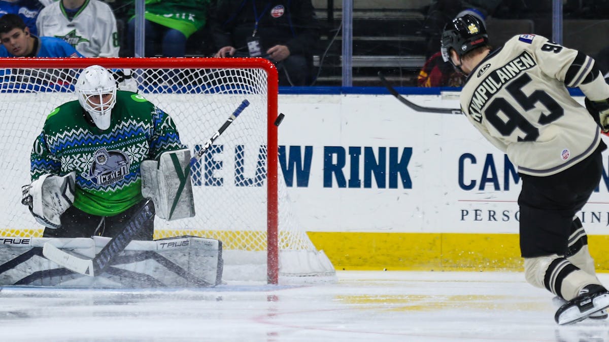 Heartlanders grab point in shootout defeat, 3-2