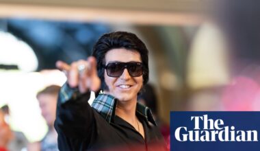 Gyrations rock the station as Elvis Express departs Sydney – in pictures - The Guardian