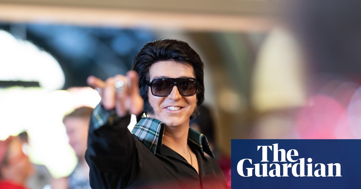 Gyrations rock the station as Elvis Express departs Sydney – in pictures - The Guardian