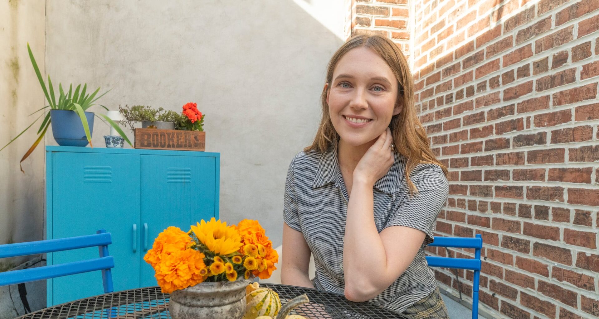 Her Bella Vista apartment has a second-story tree view and brings nature inside