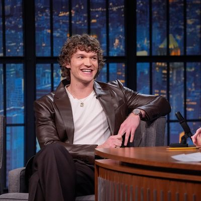 Late Night with Seth Meyers - Season 13