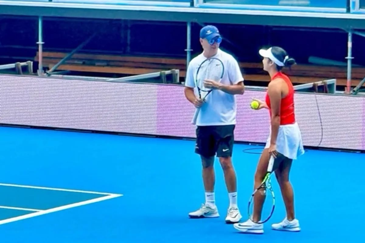 Alex Eala now practicing in Auckland ahead of Australian Swing - ABS-CBN