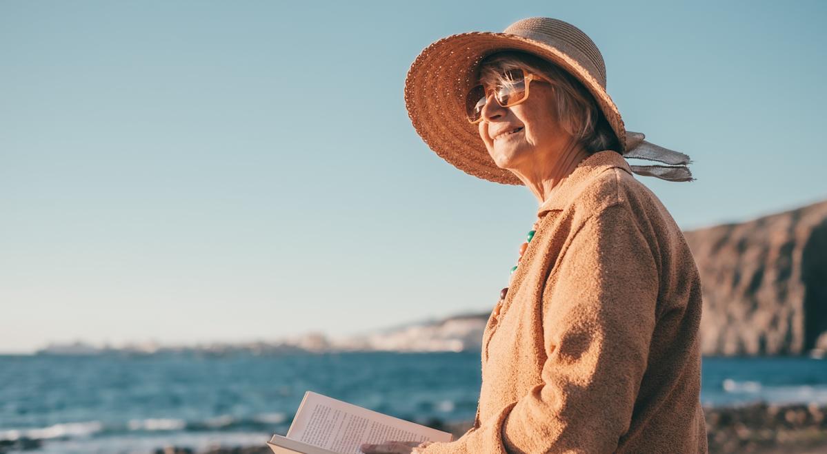 New maximum Social Security checks for 2026 can provide some Americans up to $5,251 a month. Here’s who qualifies