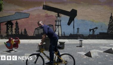 Trump wants Venezuela's oil. Will his plan work?