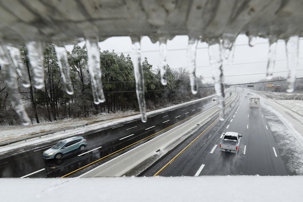 Post-Storm Chill to Challenge US Electric Grids as Demand Surges