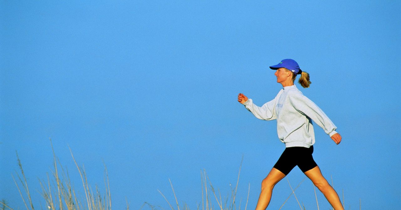 Here's How Long You Should Walk Every Day to Prevent Back Pain