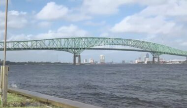 All northbound lanes on Hart Bridge back open after crash with injuries