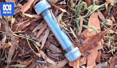 Pipe bombs found on Canberra footpaths, public urged not to touch suspicious items
