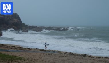AUDIO: Tropical Cyclone Koji expected to make landfall in Qld within hours - Australian Broadcasting Corporation