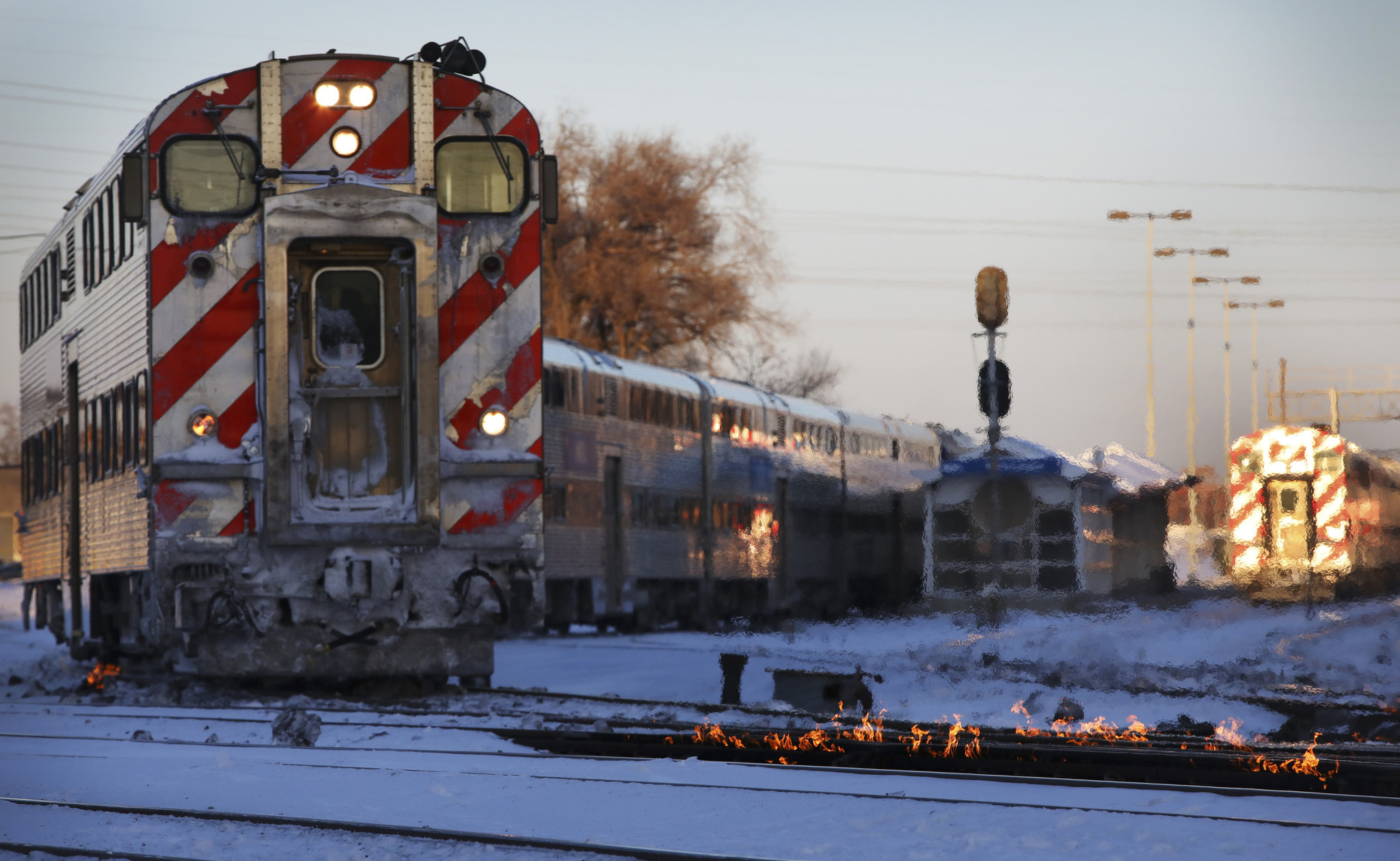 Metra trains go in and out of the Western Avenue...