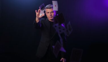 Magician Asi Wind brings ‘More Than Magic’ to Jacksonville, blending illusion with human connection
