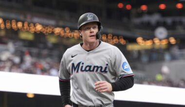 Twins acquire first baseman Eric Wagaman