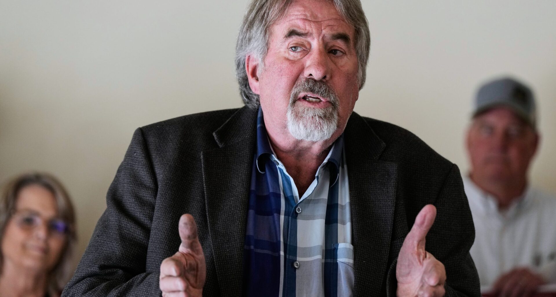 California Rep. Doug LaMalfa dies