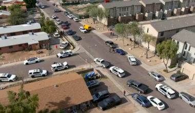 Child hospitalized after being shot in face at south Phoenix townhome