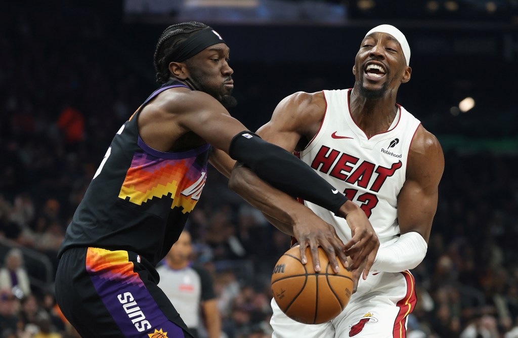 Miami Heat close out trip 3-2 with victory over Phoenix Suns