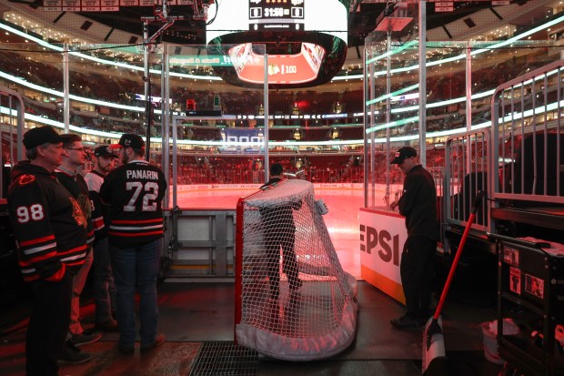 A goal is brought onto the ice before a Blackhawks-Capitals game at the United Center on Jan. 9, 2026, in Chicago. (John J. Kim/Chicago Tribune)