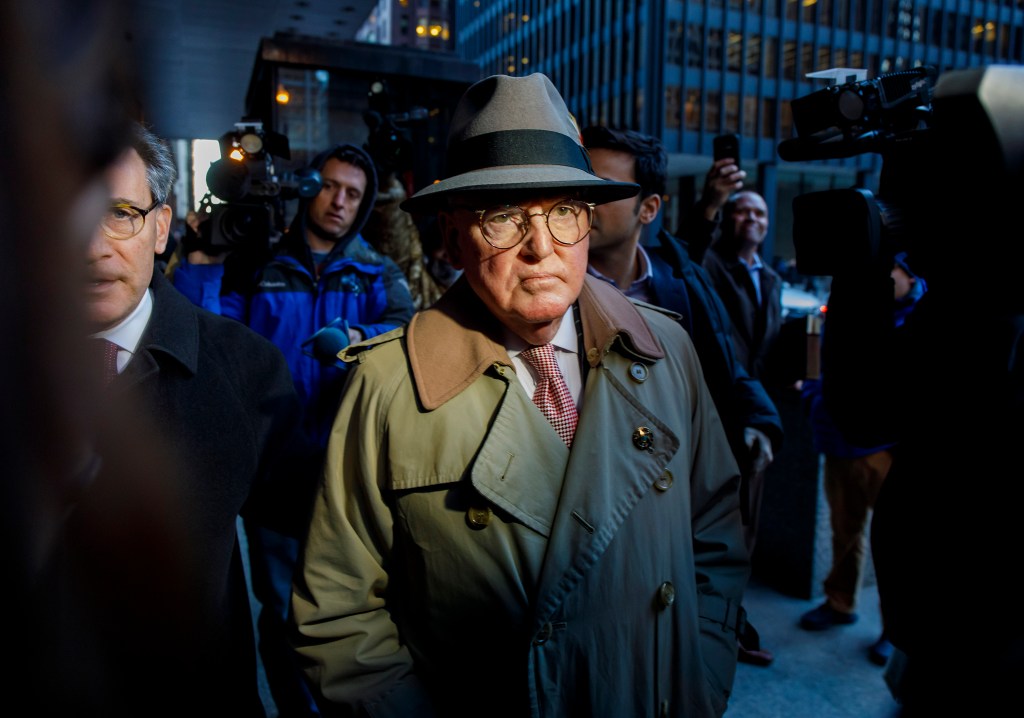 Feds charge longtime Ald. Edward Burke with extortion