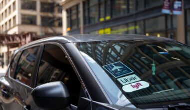 Ride-share congestion fee expands to North Side, Hyde Park