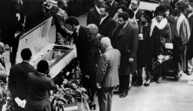 Today in Chicago History: Thousands mourn Mahalia Jackson