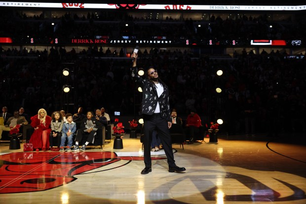 Derrick Rose gives a speech during a ceremony to retire his #1 jersey by the Chicago Bulls at the United Center in Chicago on Jan. 24, 2026. (Chris Sweda/Chicago Tribune)