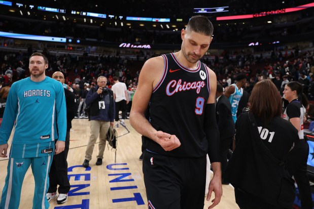 Chicago Bulls center Nikola Vučević (9) walks off the court after a loss to the Charlotte Hornets at the United Center in Chicago on Jan. 3, 2026. (Chris Sweda/Chicago Tribune)
