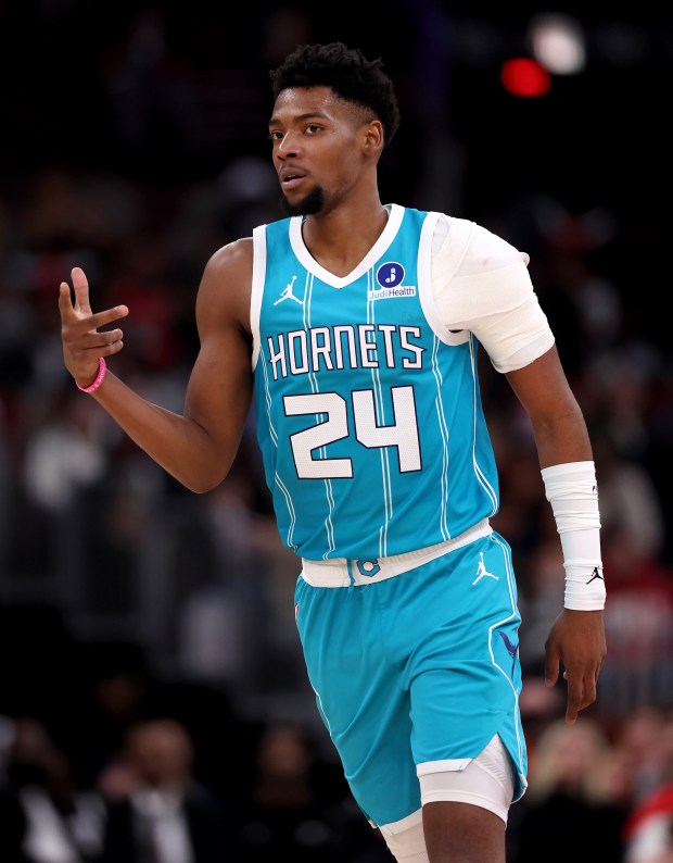 Charlotte Hornets forward Brandon Miller (24) celebrates after hitting a 3-pointer in the second half of a game against the Chicago Bulls at the United Center in Chicago on Jan. 3, 2026. (Chris Sweda/Chicago Tribune)
