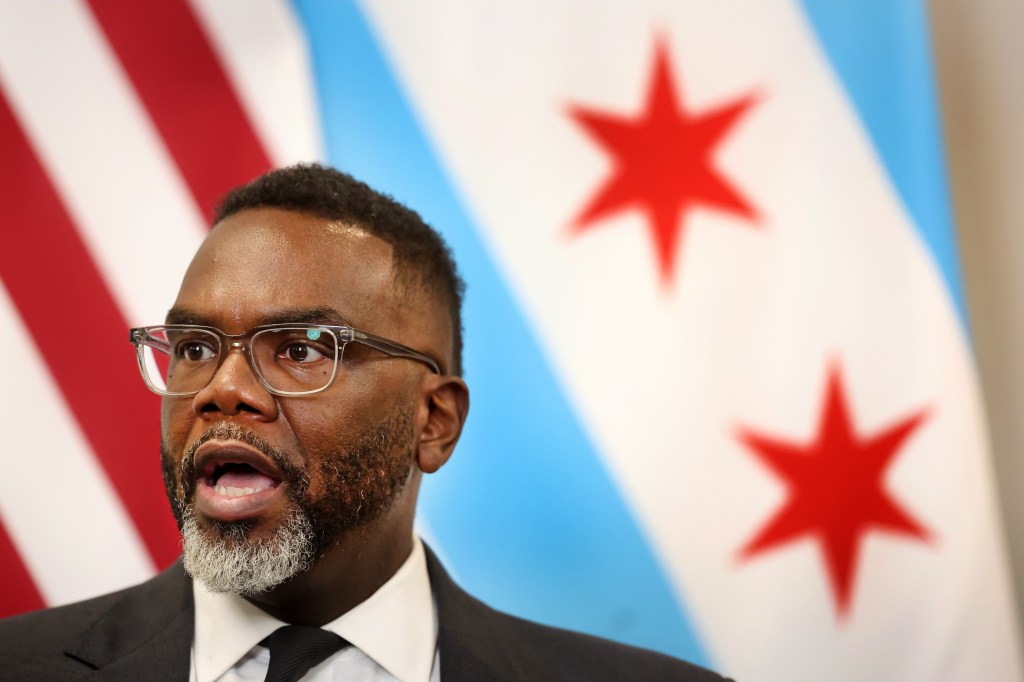 Mayor Brandon Johnson tells D.C. crowd he will ‘set up a pathway’ to prosecute Bovino – Chicago Tribune