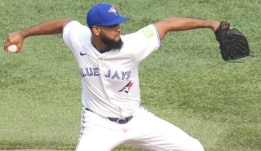 Chicago White Sox finalize deal with reliever Seranthony Domínguez