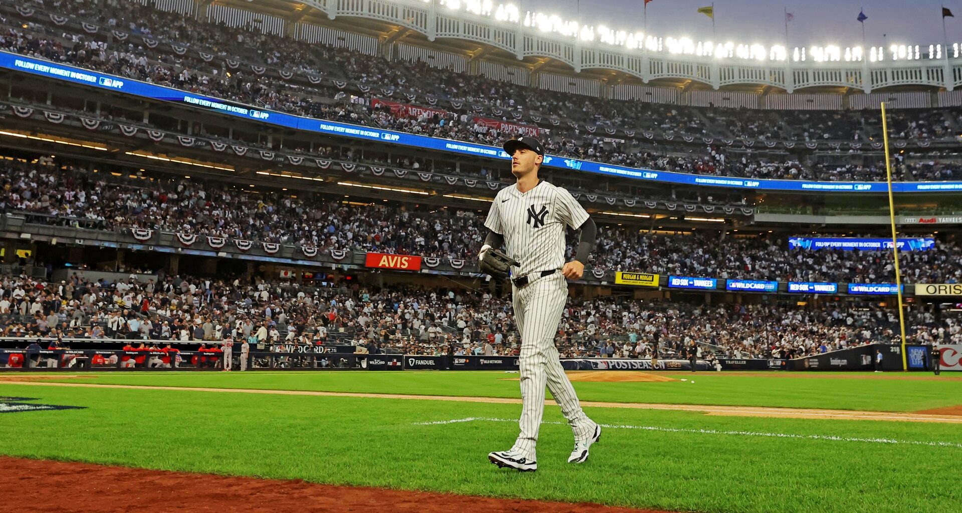 Yankees Predicted To Sign Former NL MVP While Red Sox Eye Different Free Agent